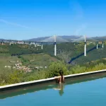 Mw Douro Wine & 5*