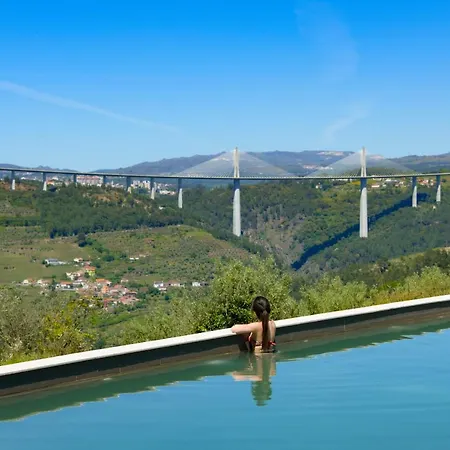 Mw Douro Wine & 5*