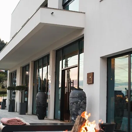 מלון Mw Douro Wine & 5*