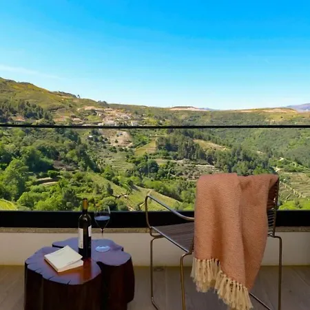 Mw Douro Wine & 5* Santa Marta de Penaguião