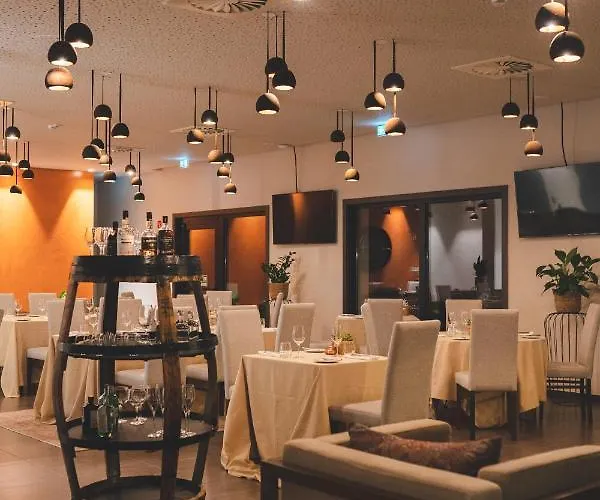 Hotel Mw Douro Wine &