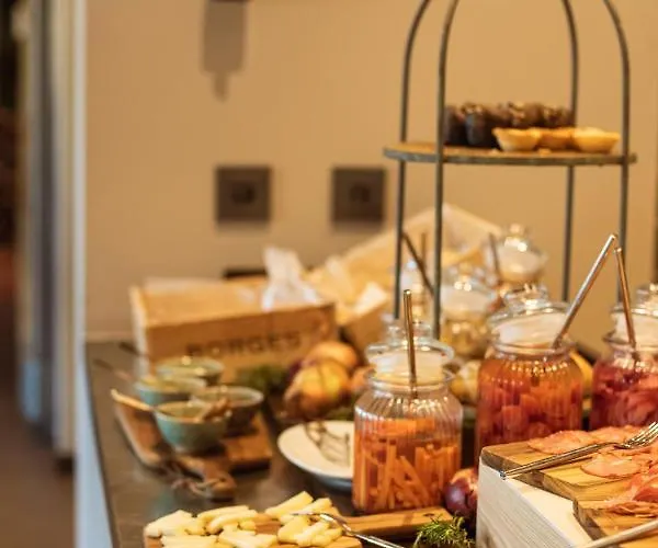 Mw Douro Wine & Santa Marta de Penaguiao