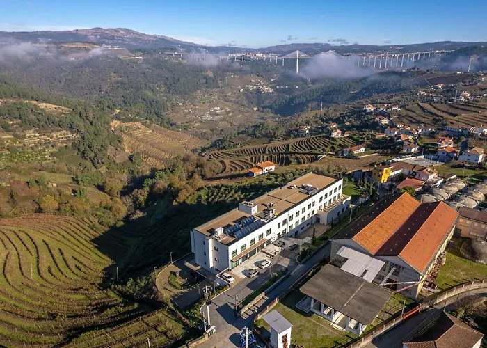 Hotel Mw Douro Wine & Santa Marta de Penaguiao