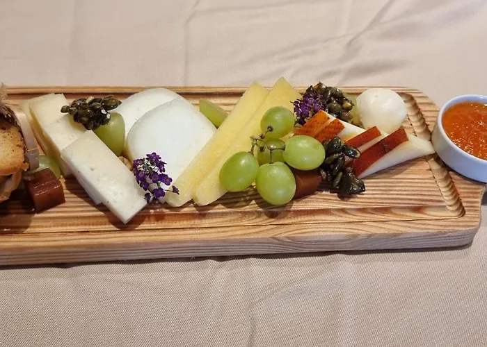 Mw Douro Wine & Santa Marta de Penaguiao